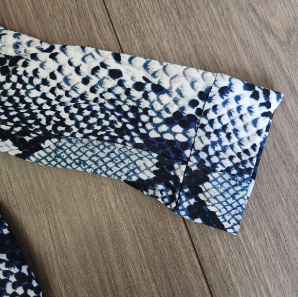 Diane Von Furstenberg Julian Silk Jersey Wrap Dress - Picture 11 of 12